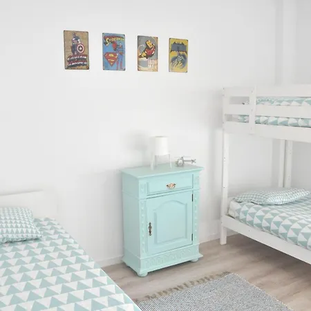 דירה Family & Friends קסקאיס